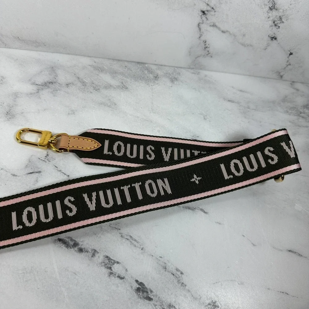 Louis Vuitton Multi Pochette Accessories monogram crossbody 3-bag w/rare Strap